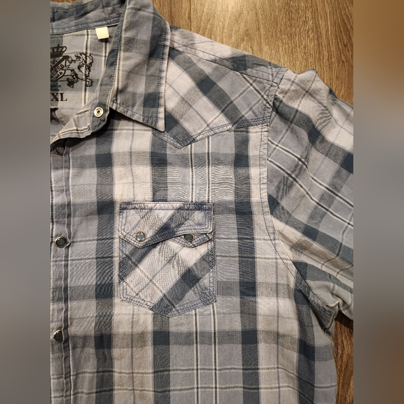 Western Shirt - Picture 4 of 7